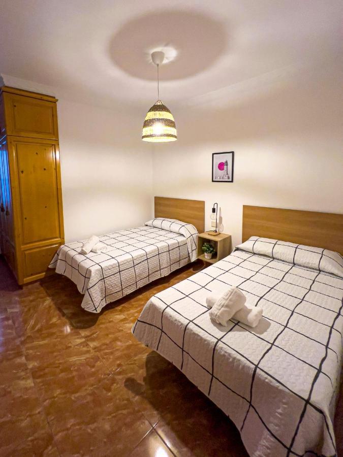Apartment 100 M From The Beach Arinaga Exterior foto