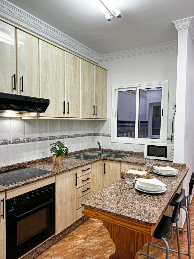 Apartment 100 M From The Beach Arinaga Exterior foto